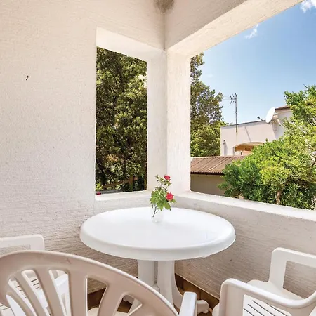 Apartamento Gorgeous In With Kitchen *