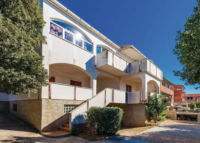 Cozy In With Wifi Mandre